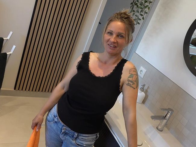 sweetpinkPu**y Porno Video: Dreister 20 jährige Freund von Stiefsohn!