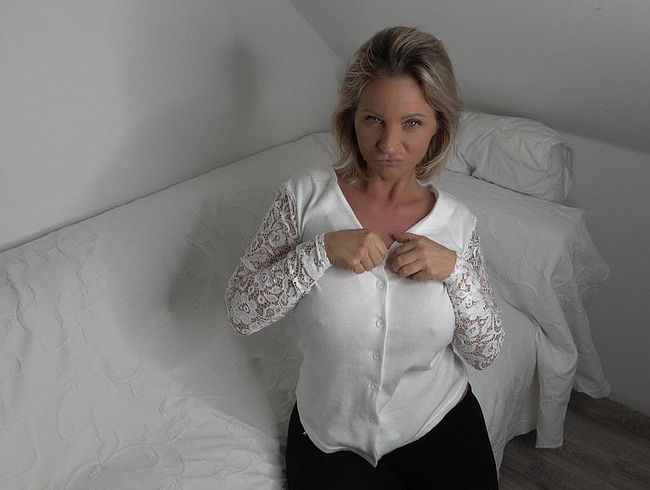 sweetpinkPu**y Porno Video: Freizeit! bla*en und ti*tenfi**