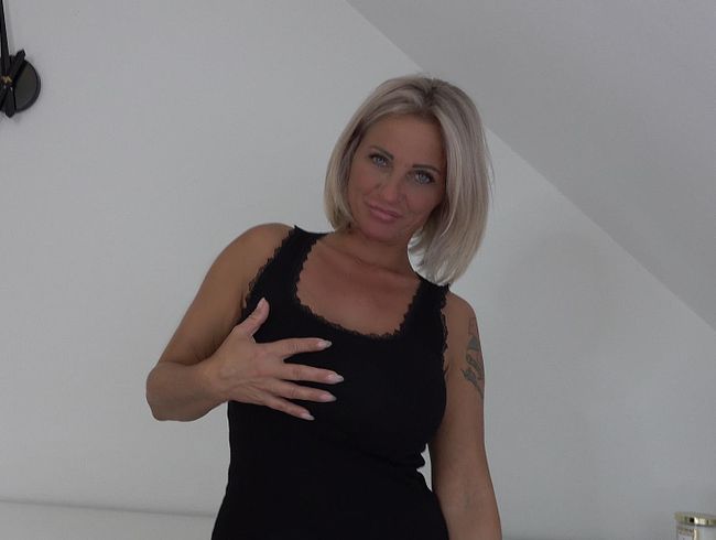 sweetpinkPu**y Porno Video: Prüde Eheweiber ! Empfehlung Haushalthilfe!